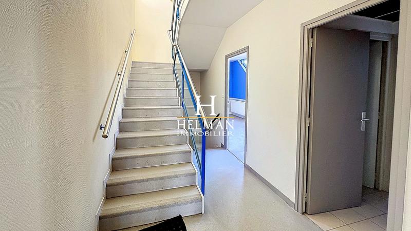 Bureau - 67 m² - 2 pièces