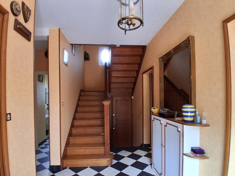 Maison - 169 m² - 5 pièces