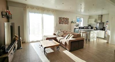 Maison de ville - 100 m² - 5 pièces