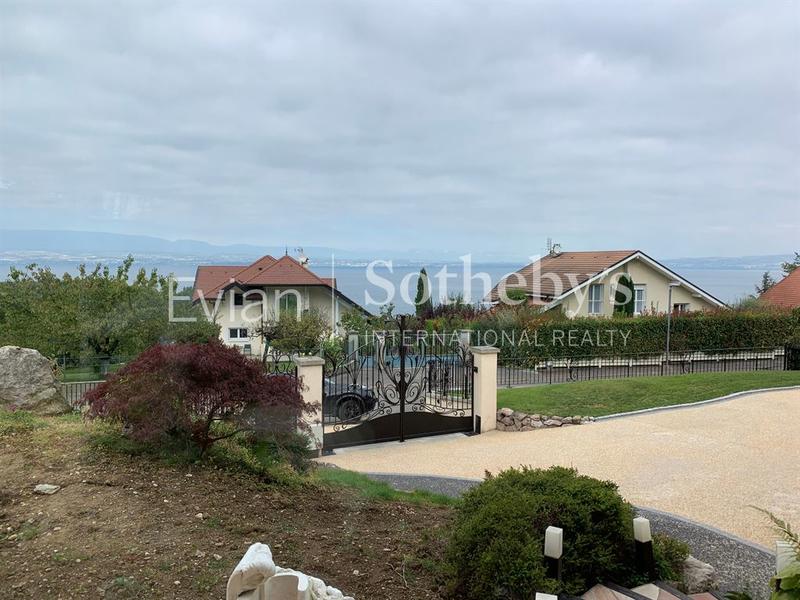 Maison - 171 m² - 5 pièces