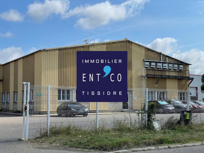 Entrepôt - 3 750 m²