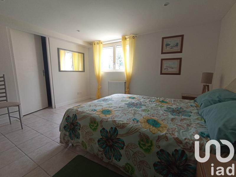 Maison - 250 m² - 10 pièces