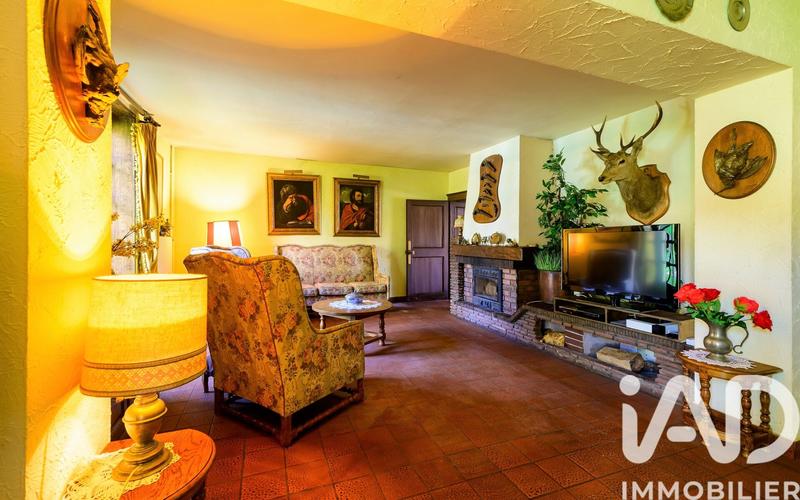 Maison - 252 m² - 7 pièces