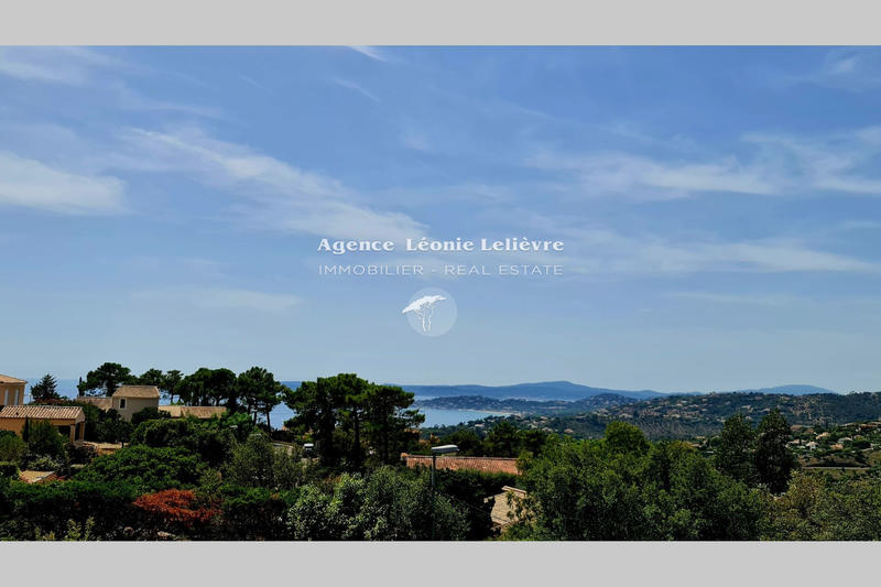 Maison - 180 m² - 5 pièces