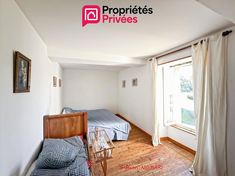 Maison - 207 m² - 8 pièces