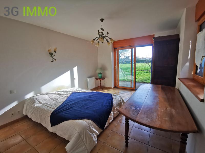 Maison en pierre - 96 m² - 4 pièces