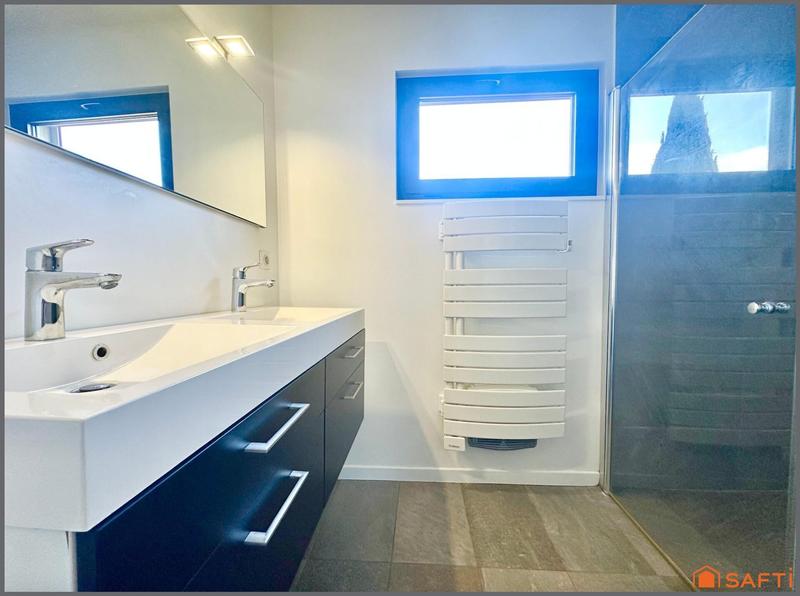 Maison - 151 m² - 6 pièces