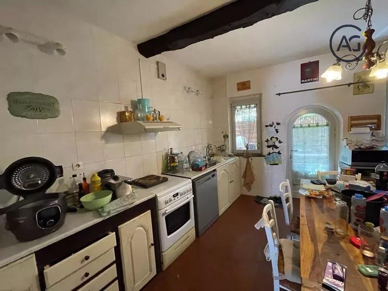 Maison - 348 m² - 9 pièces