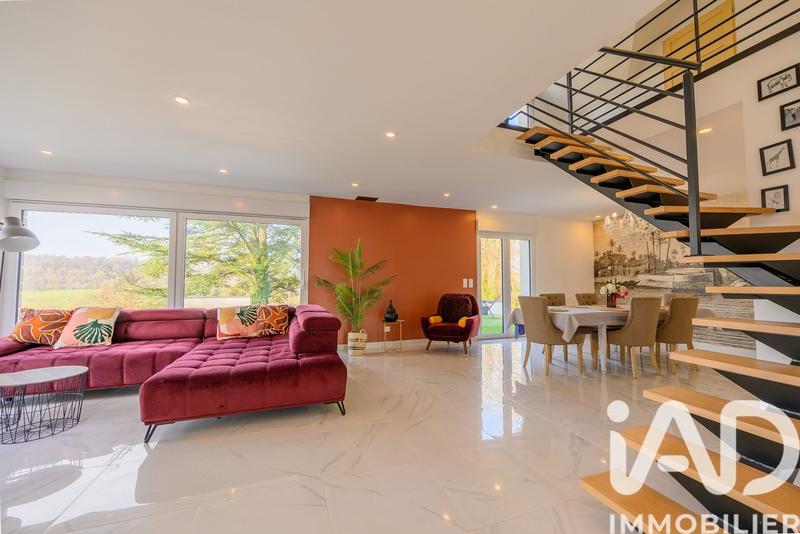 Maison - 163 m² - 5 pièces