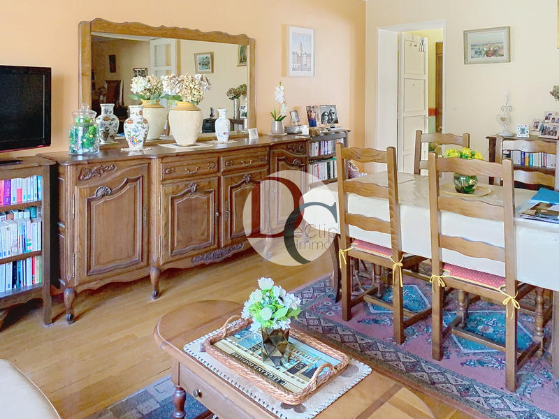 Appartement - 93 m² - 4 pièces