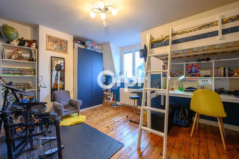 Maison - 105 m² - 5 pièces