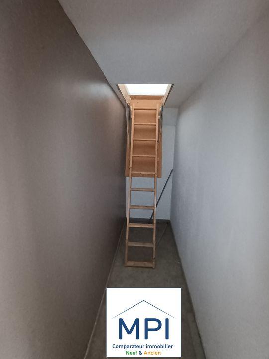 Maison - 111 m² - 4 pièces