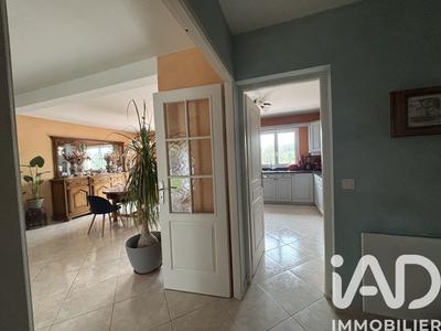 Maison - 180 m² - 8 pièces