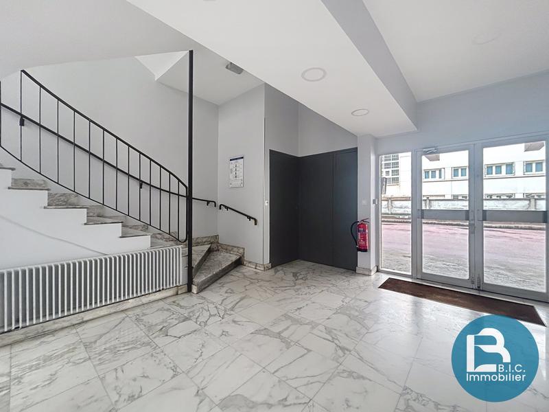 Bureau - 45 m² - 3 pièces