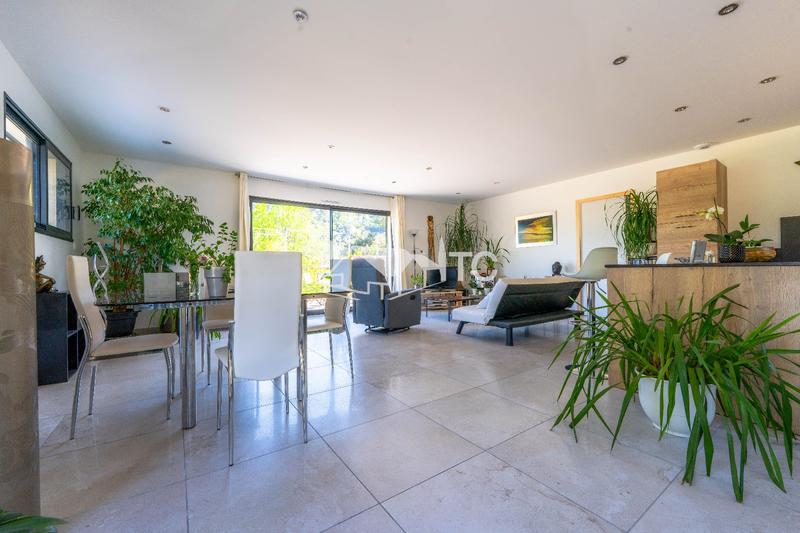 Villa - 132 m² - 5 pièces