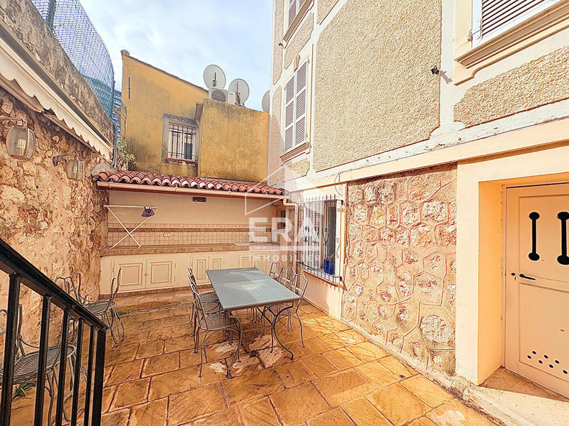 Villa - 180 m² - 7 pièces