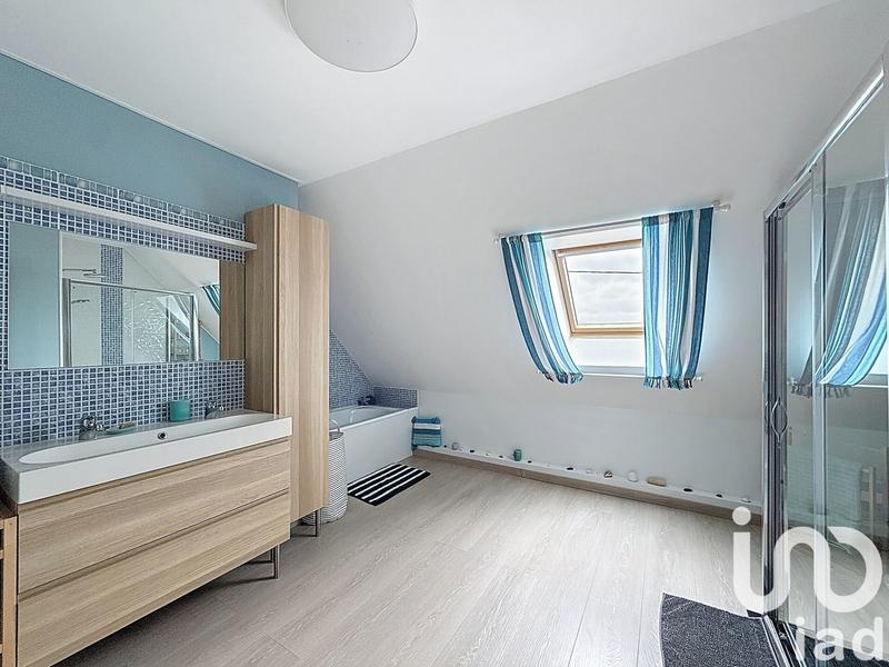 Maison - 193 m² - 7 pièces