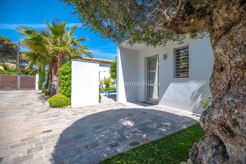 Villa - 295 m² - 5 pièces