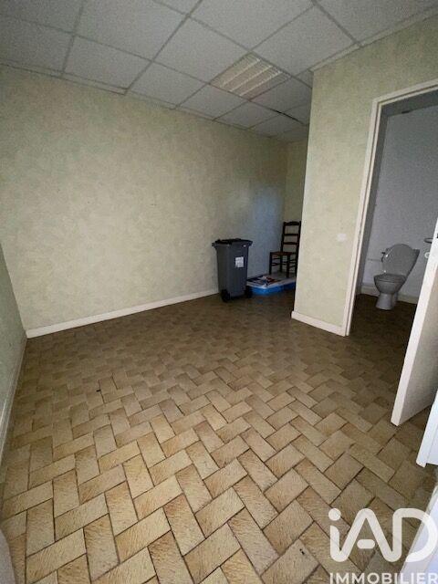 Maison - 220 m² - 5 pièces