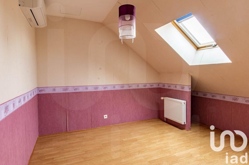 Maison - 330 m² - 15 pièces