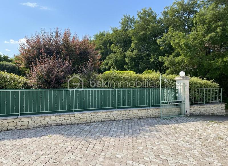 Maison - 150 m² - 7 pièces