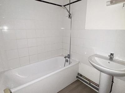 Appartement - 77 m² - 3 pièces