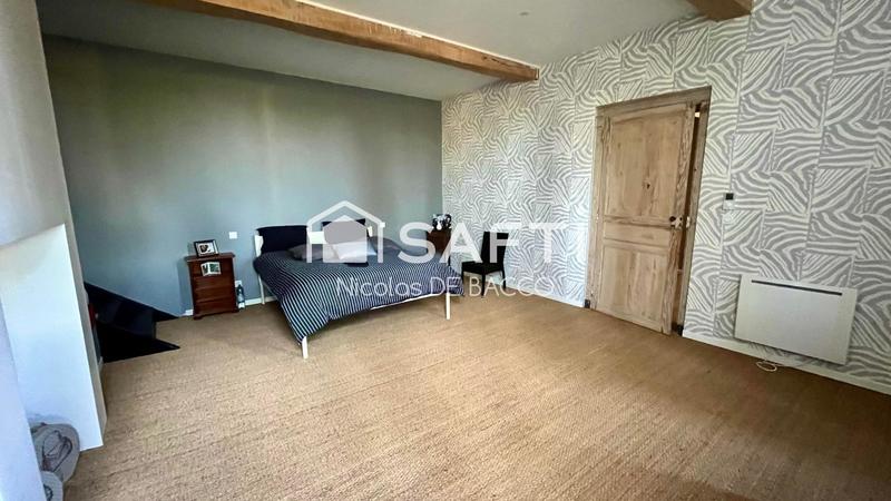 Maison - 429 m² - 10 pièces