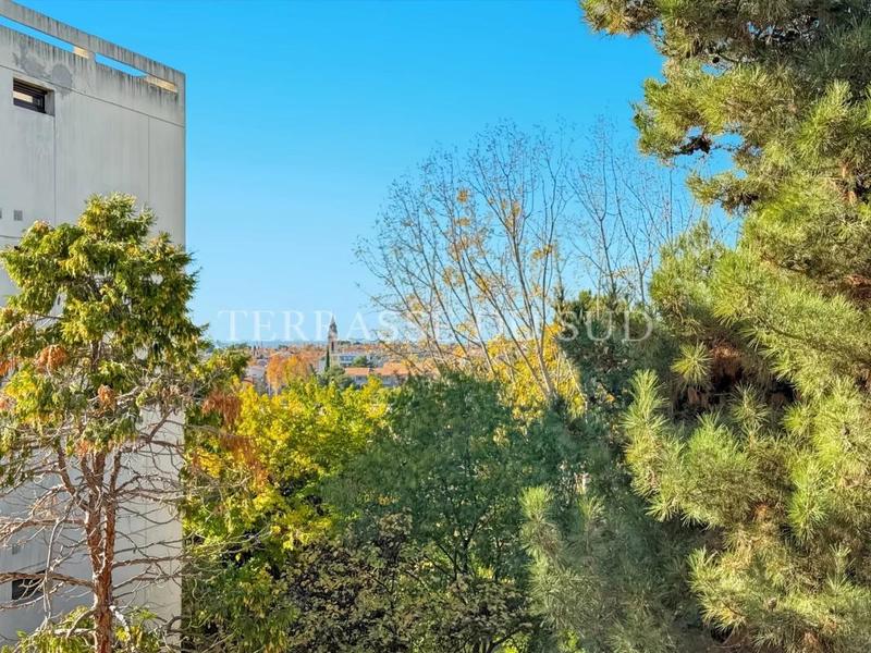 Appartement - 82 m² - 4 pièces