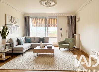 Appartement - 83 m² - 4 pièces