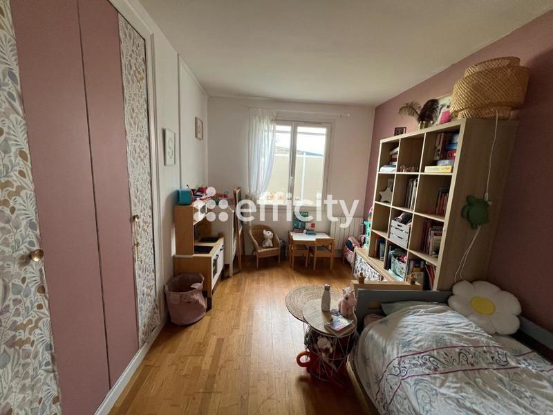 Maison - 123 m² - 5 pièces