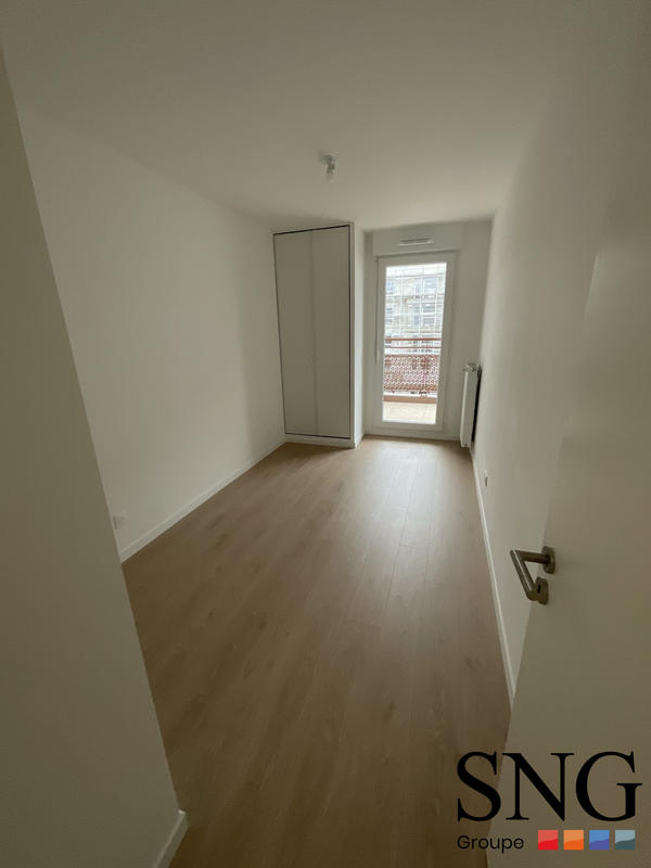 Appartement - 81 m² - 4 pièces
