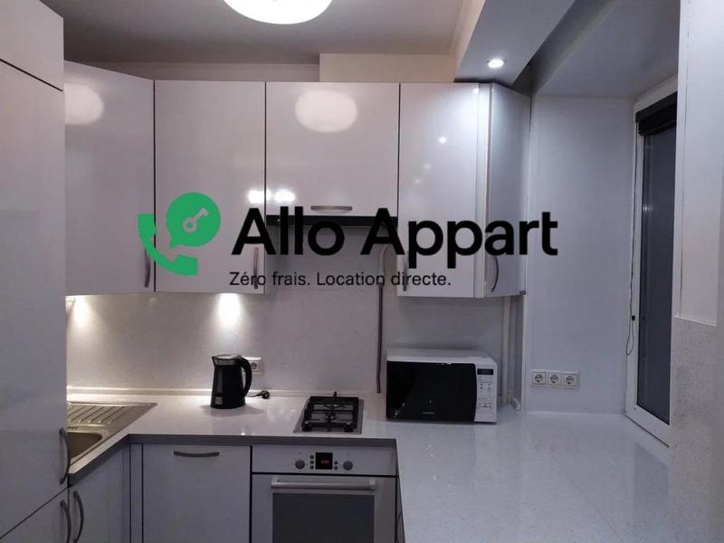 Studio - 25 m² - 1 pièce