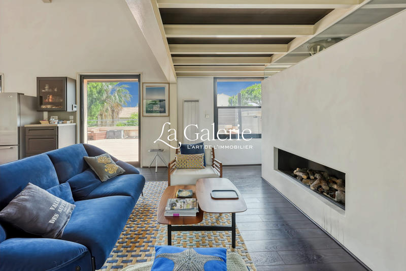 Loft - 140 m² - 4 pièces