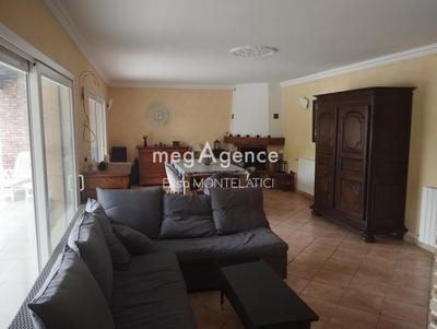 Maison de village - 225 m² - 8 pièces