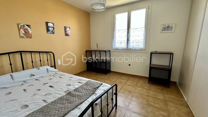 Villa - 280 m² - 9 pièces