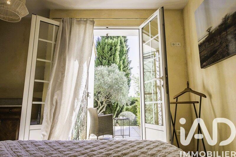 Maison - 195 m² - 7 pièces