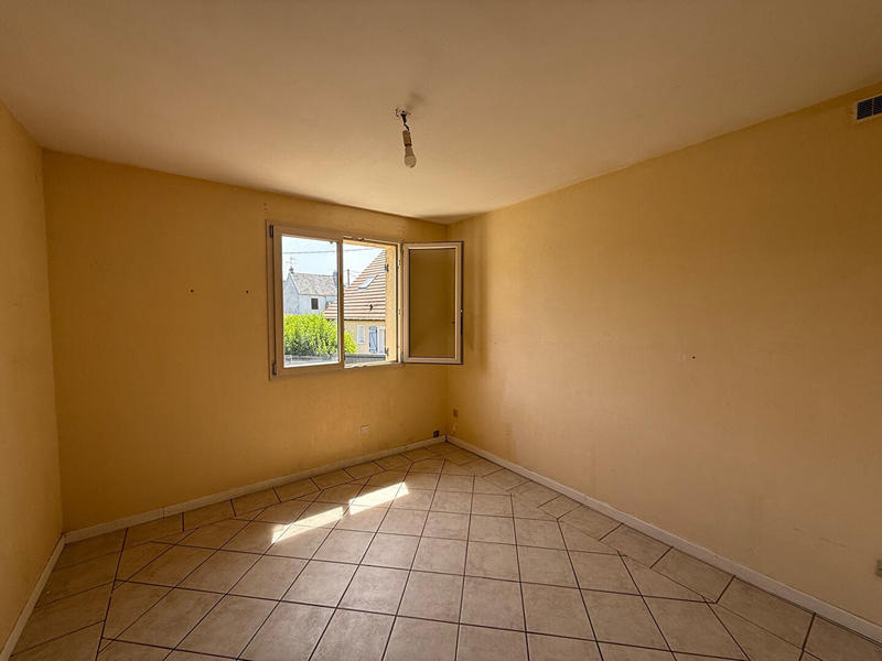 Maison - 121 m² - 5 pièces