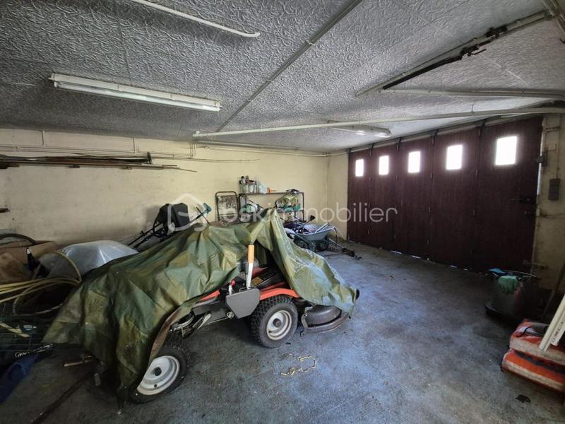 Maison traditionnelle - 90 m² - 4 pièces