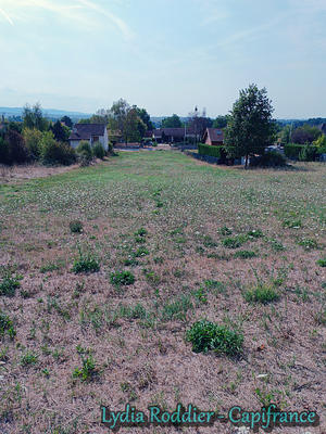 Terrain constructible - 2 710 m²