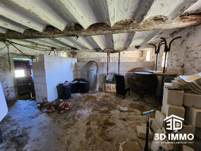 Maison - 305 m² - 7 pièces