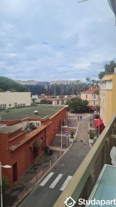 Chambre - 9 m² - 1 pièce