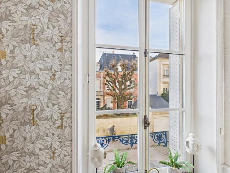 Appartement - 133 m² - 6 pièces