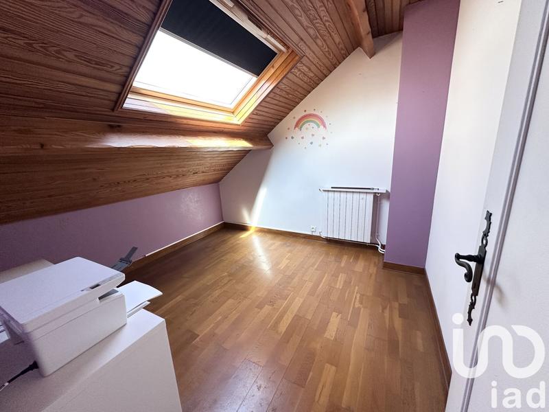 Maison - 94 m² - 5 pièces