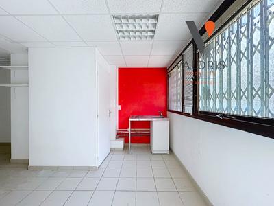 Bureau - 51 m² - 2 pièces