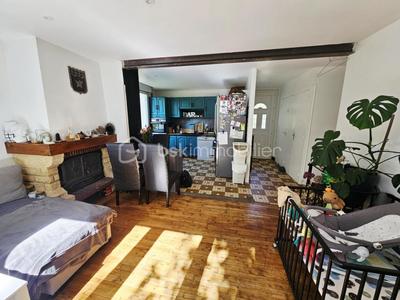 Maison traditionnelle - 72 m² - 4 pièces