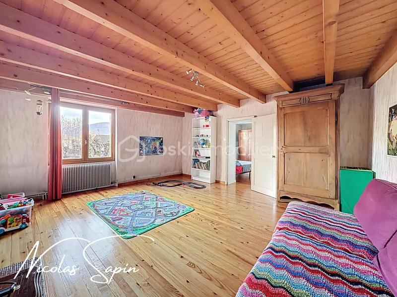 Maison - 108 m² - 5 pièces