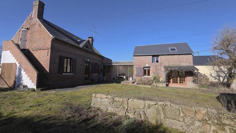 Maison - 102 m² - 5 pièces