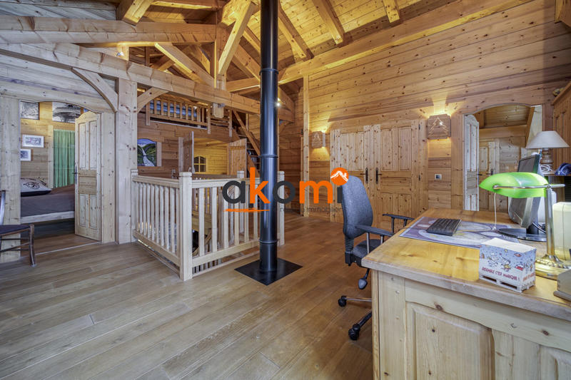 Châlet - 387 m² - 14 pièces