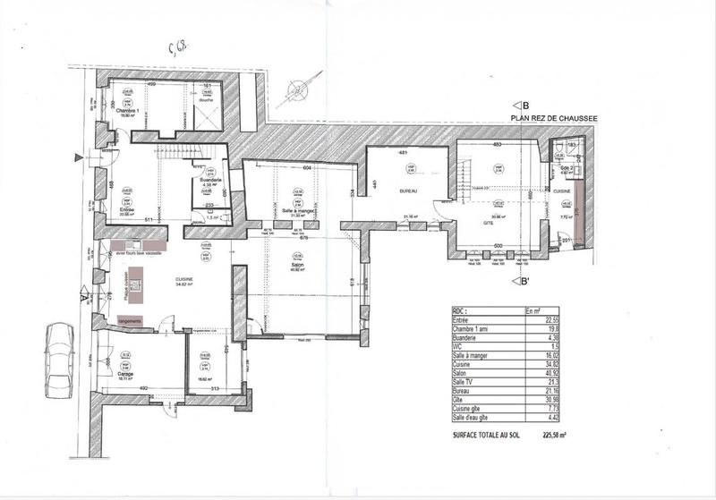 Maison - 465 m² - 15 pièces