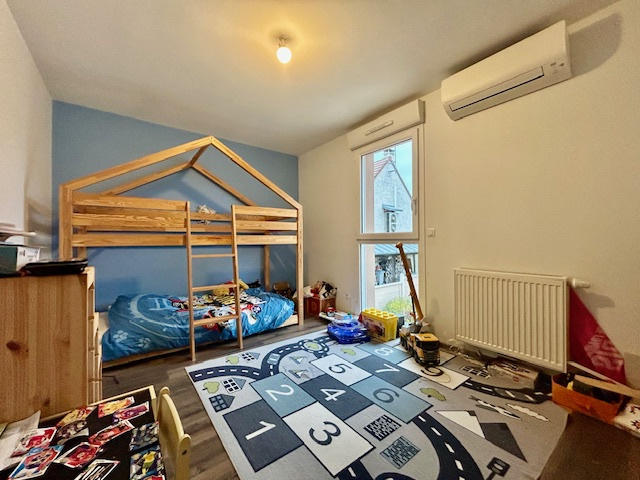 Maison - 167 m² - 7 pièces